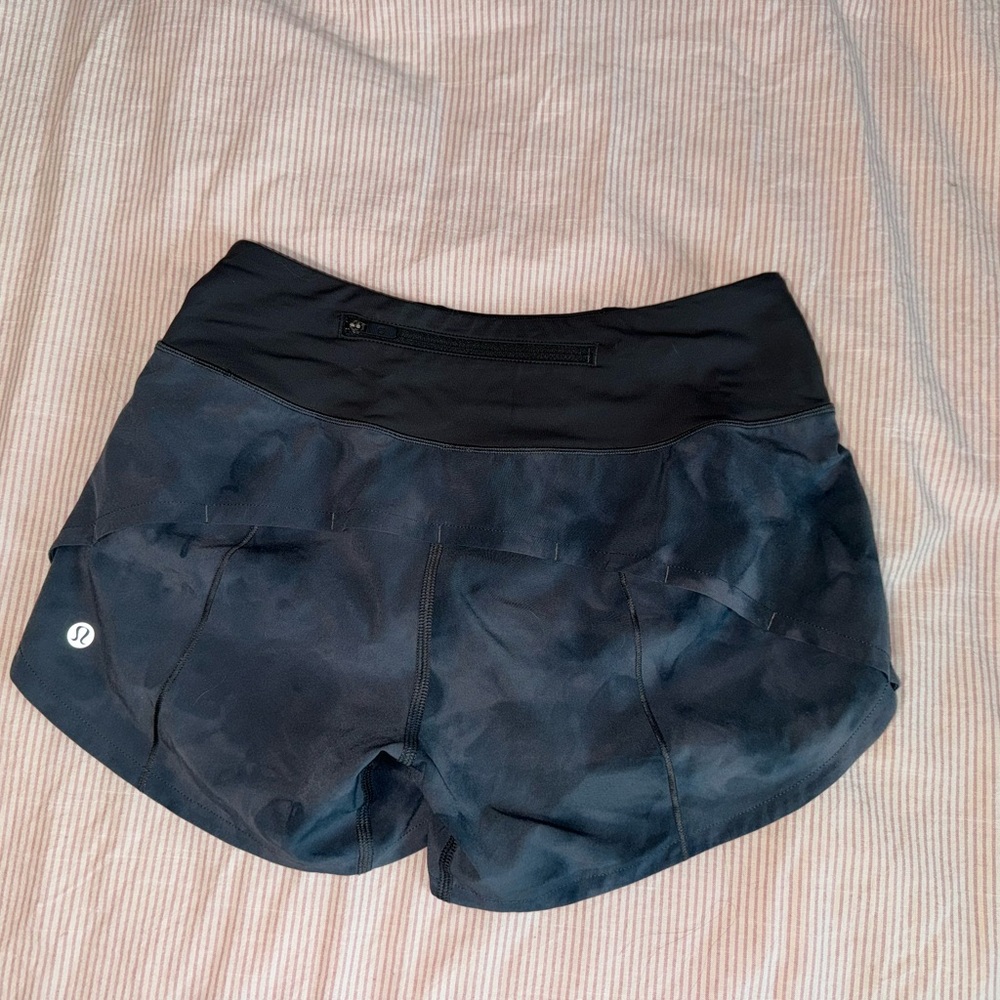 Lululemon speed up mid rise lined short 4”